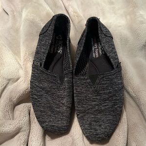 Skechers Bob wore a few times. Excellent condition